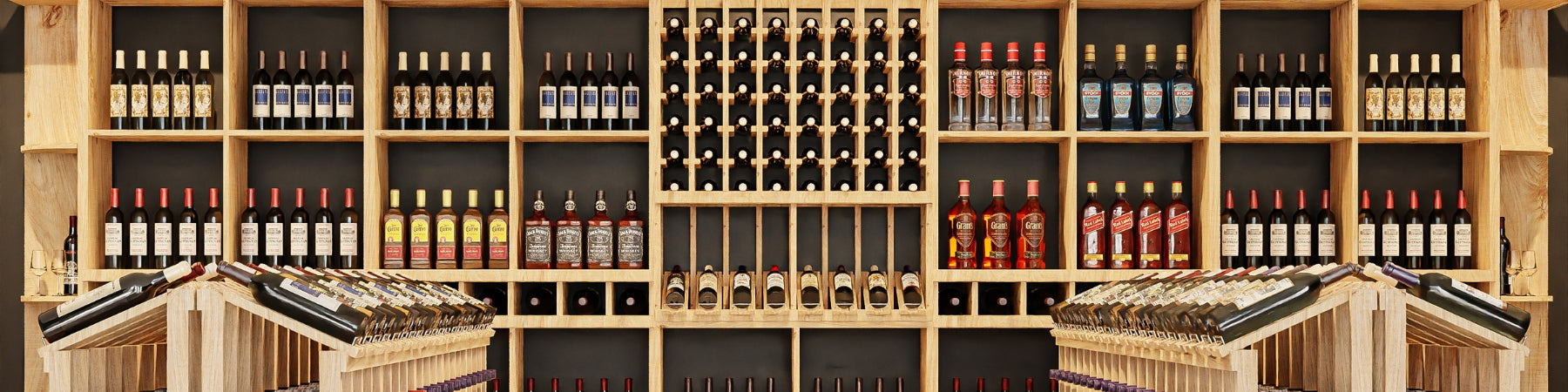 Full-Aisle Retail Wine Racks – Wine Racks America