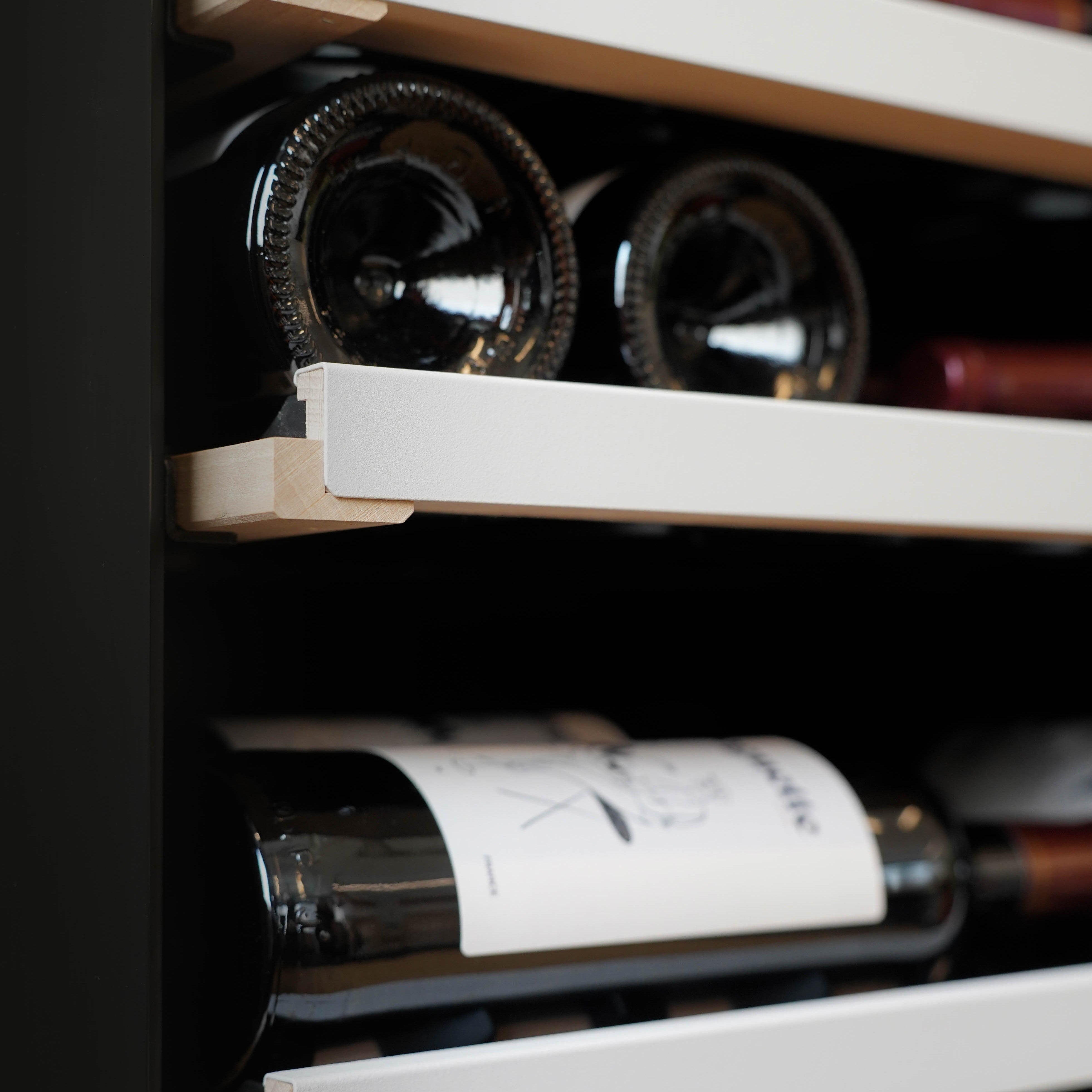 Goguette Large Single Zone Wine Fridge with Presentation Row Upgrade – White | 150+ Bottle Capacity